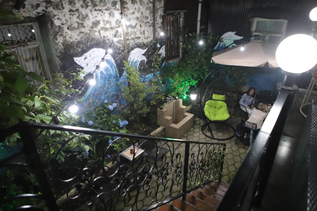 Hotel Black Sea House 巴统 外观 照片