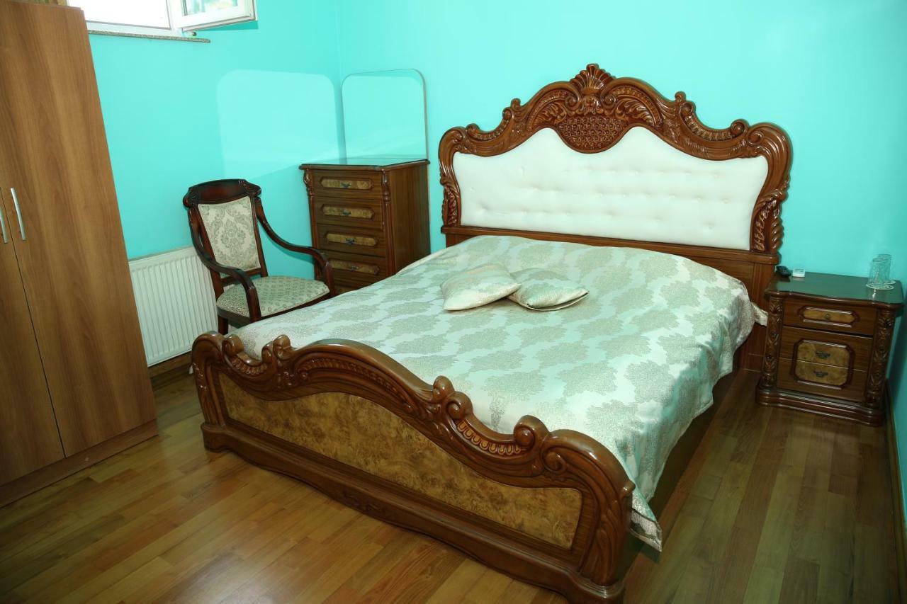 Hotel Black Sea House 巴统 外观 照片